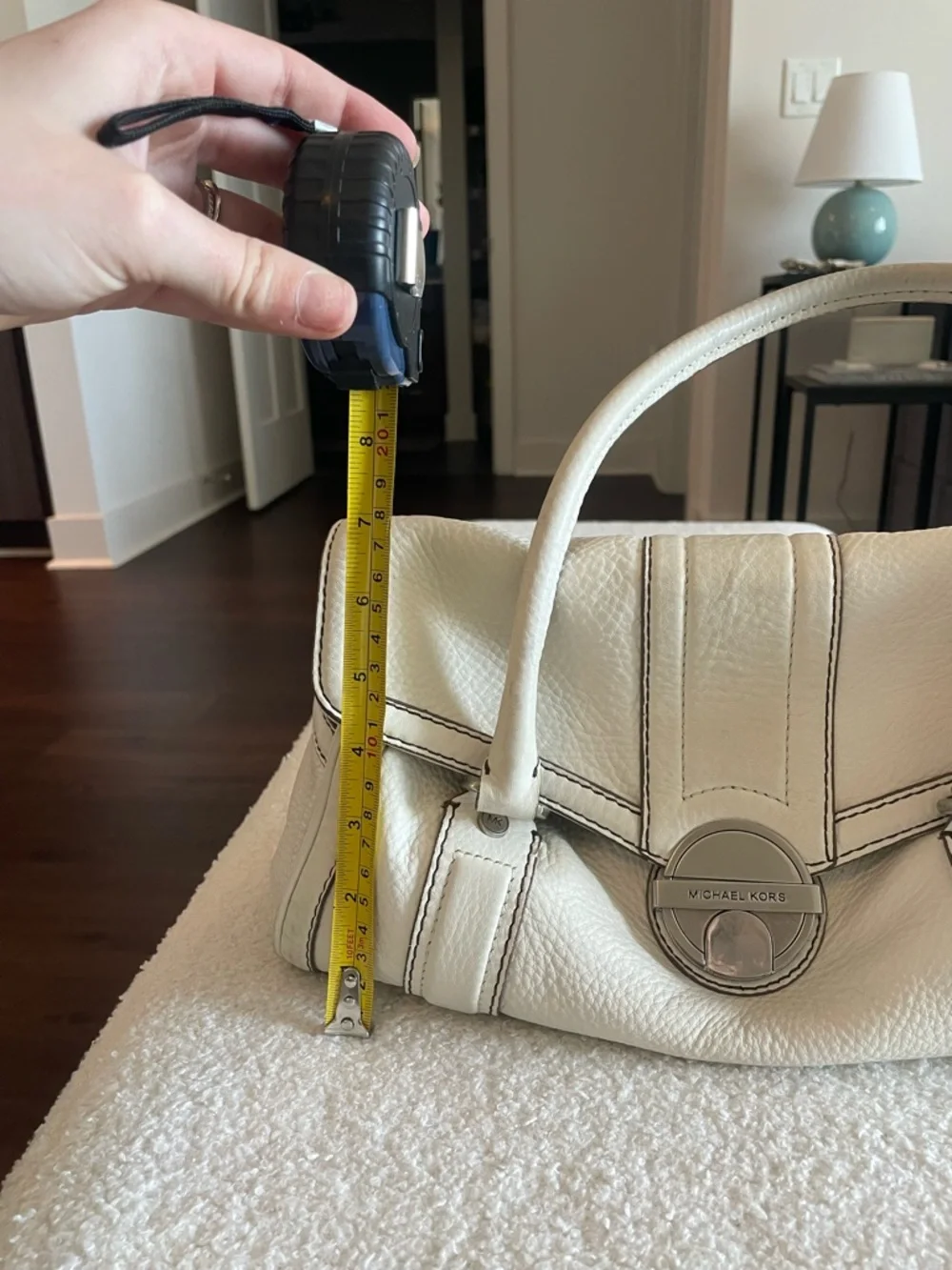 Vintage Y2K Michael Kors Leather Turn Lock Shoulder Bag Ivory Pebbled Satchel